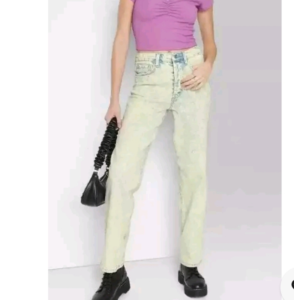Women's Highest Rise 90s Straight Jeans  Wild Fable 00/24